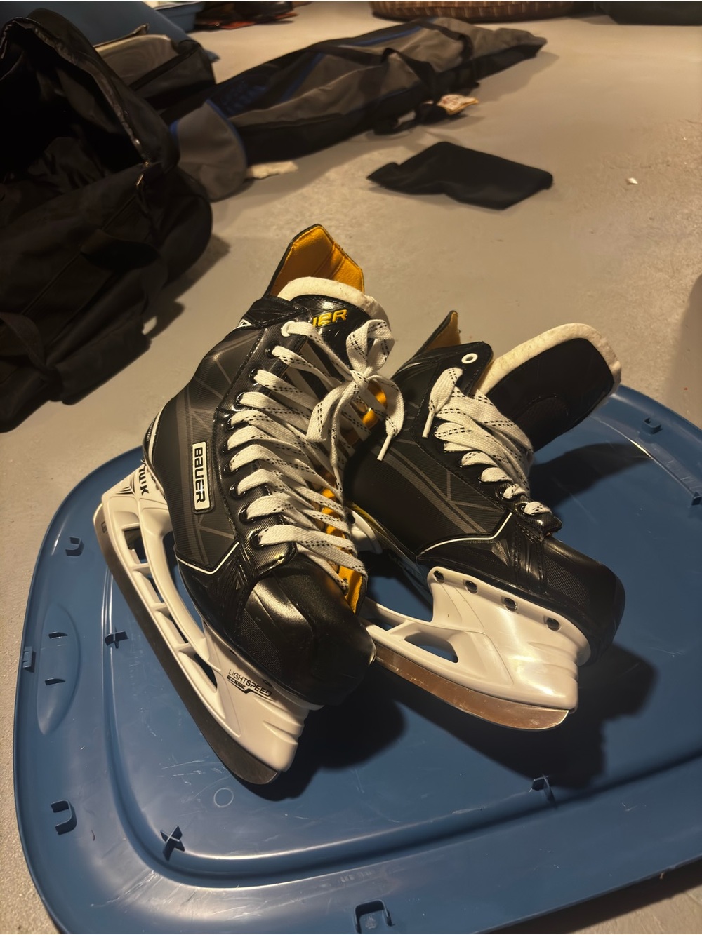 Men's Hockey Skates